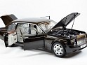 1:18 Kyosho Rolls-Royce Phantom Extended Wheelbase 2003 Black